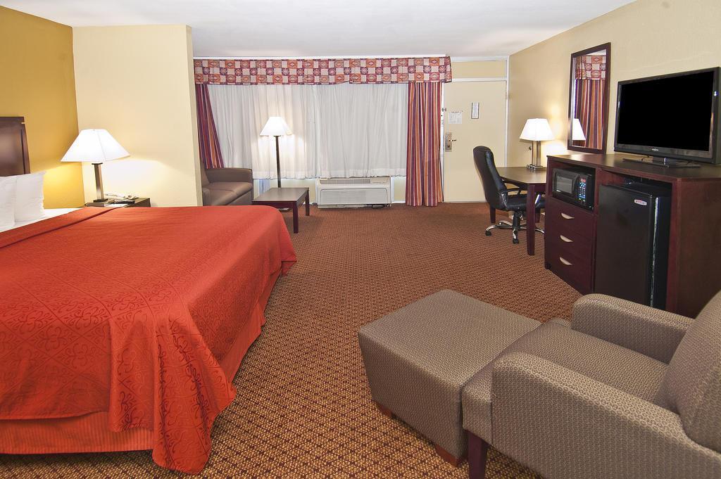 Quality & Baton Rouge West - Hotel