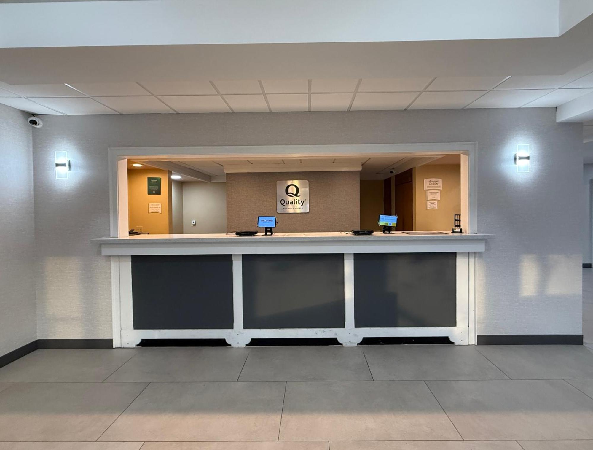 Quality & Baton Rouge West - Hotel