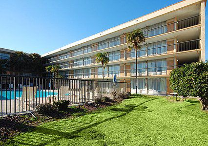 Quality & Baton Rouge West - Hotel 2*